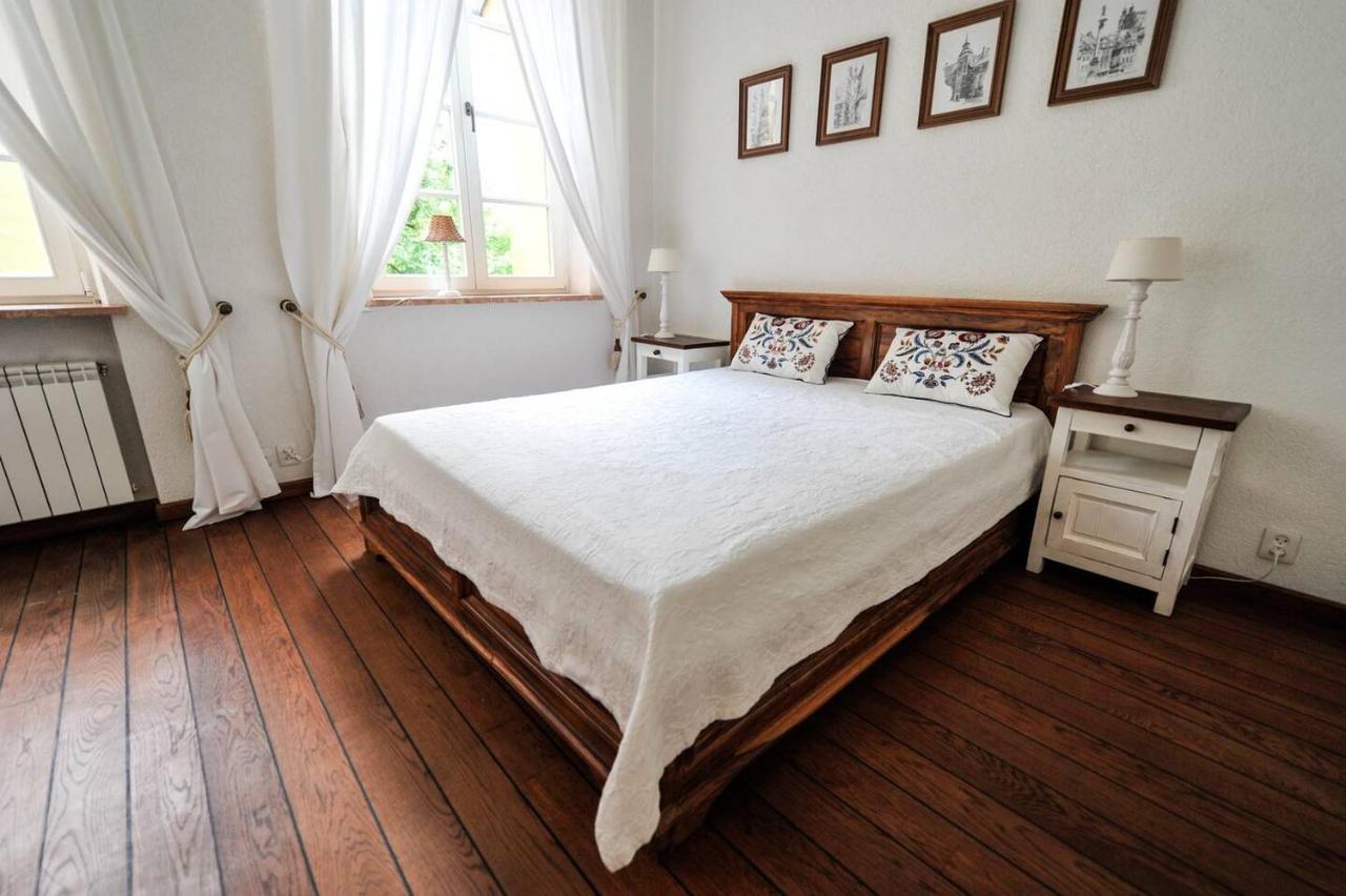 Castle Square Apartment وارسو المظهر الخارجي الصورة