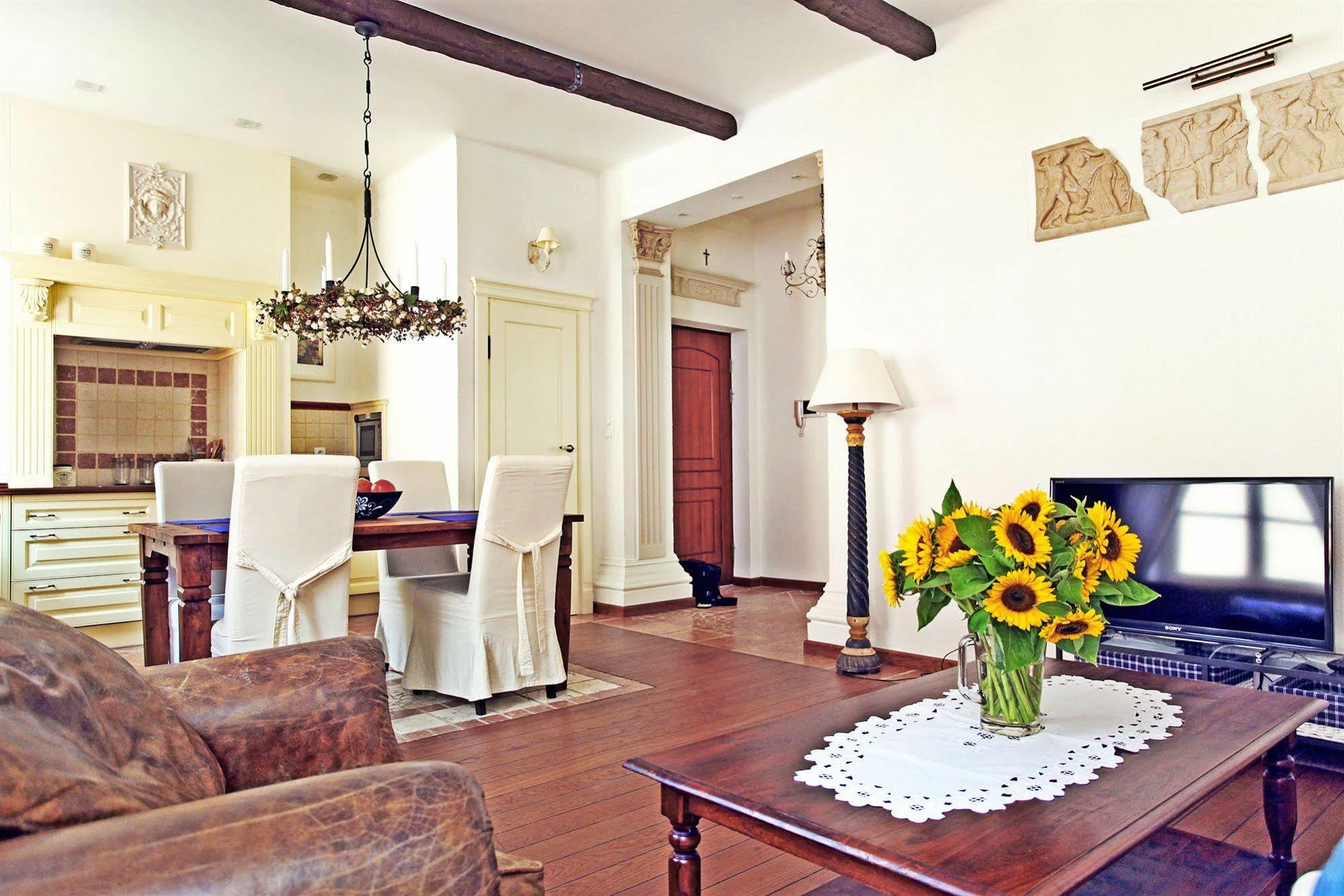 Castle Square Apartment وارسو المظهر الخارجي الصورة