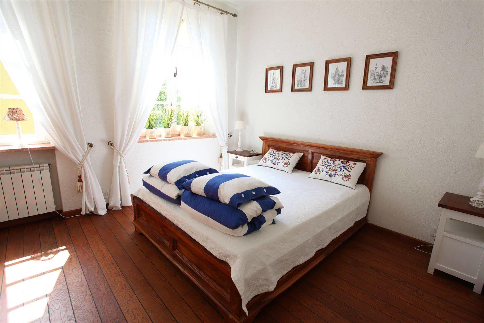 Castle Square Apartment وارسو المظهر الخارجي الصورة